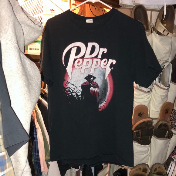 Vintage Dr Pepper Vampire Dracula Halloween T-shirt